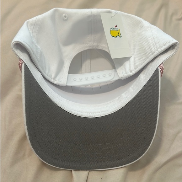 The Masters Magnolia White and Pink Cap youth fit - Picture 4 of 4